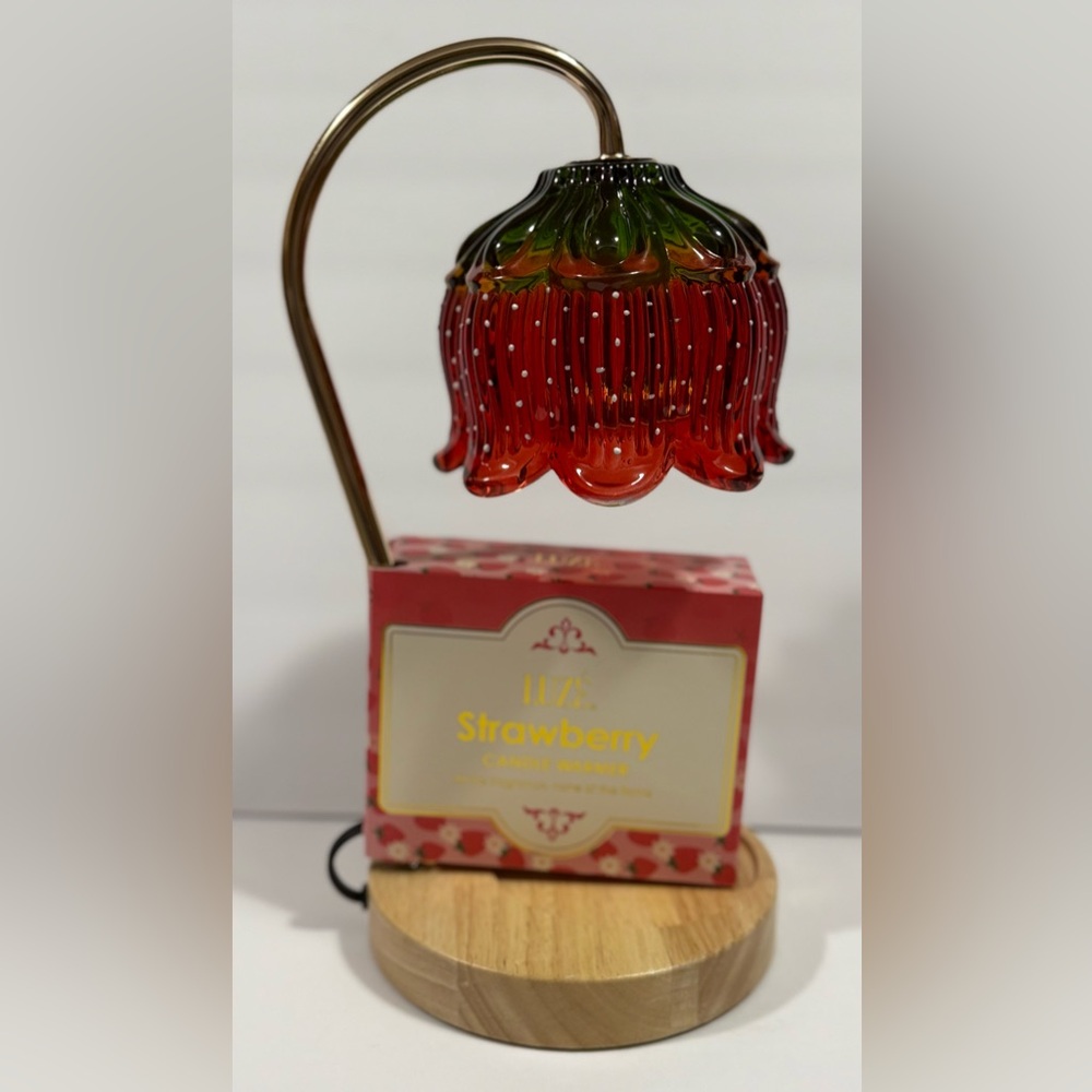 HTF Luze Strawberry Themed Candle Warmer Lamp With Timer - Viral